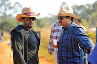 Iddarammayilatho Working Stills