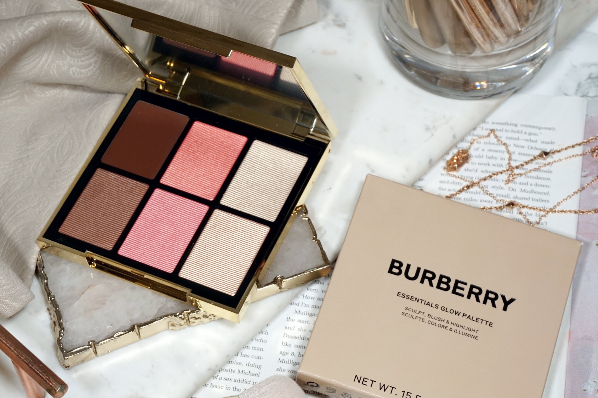 Burberry Essentials Glow Palette - 02 Medium to Dark Review and Swatches