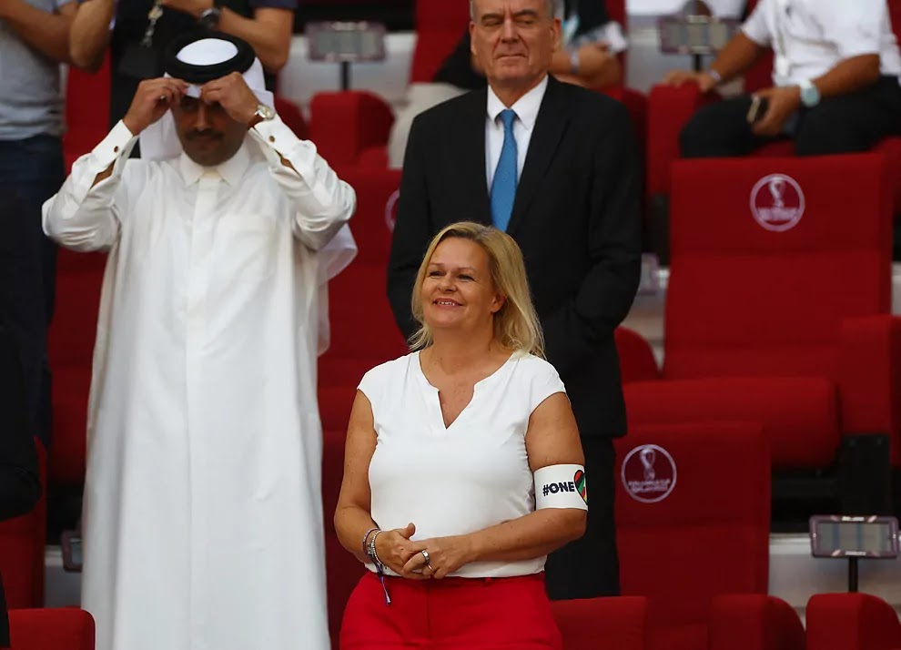 Qatar 2022: Alemania protesta por la censura al brazalete con el lema 'OneLove'
