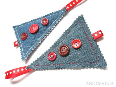 http://www.allfreechristmascrafts.com/Christmas-Ornament-Crafts/Christmas-Tree-Decorations-Using-Recycled-Denim-Fabric#vy6DOv11FigeLyoc.32 