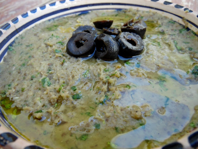 tartinade à base d'aubergine avec ail et persil facile et rapide