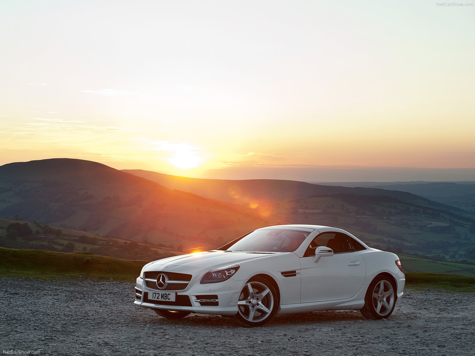 wallpapers hd for mac: Mercedes Benz SLK250 UK Version Wallpapers HD