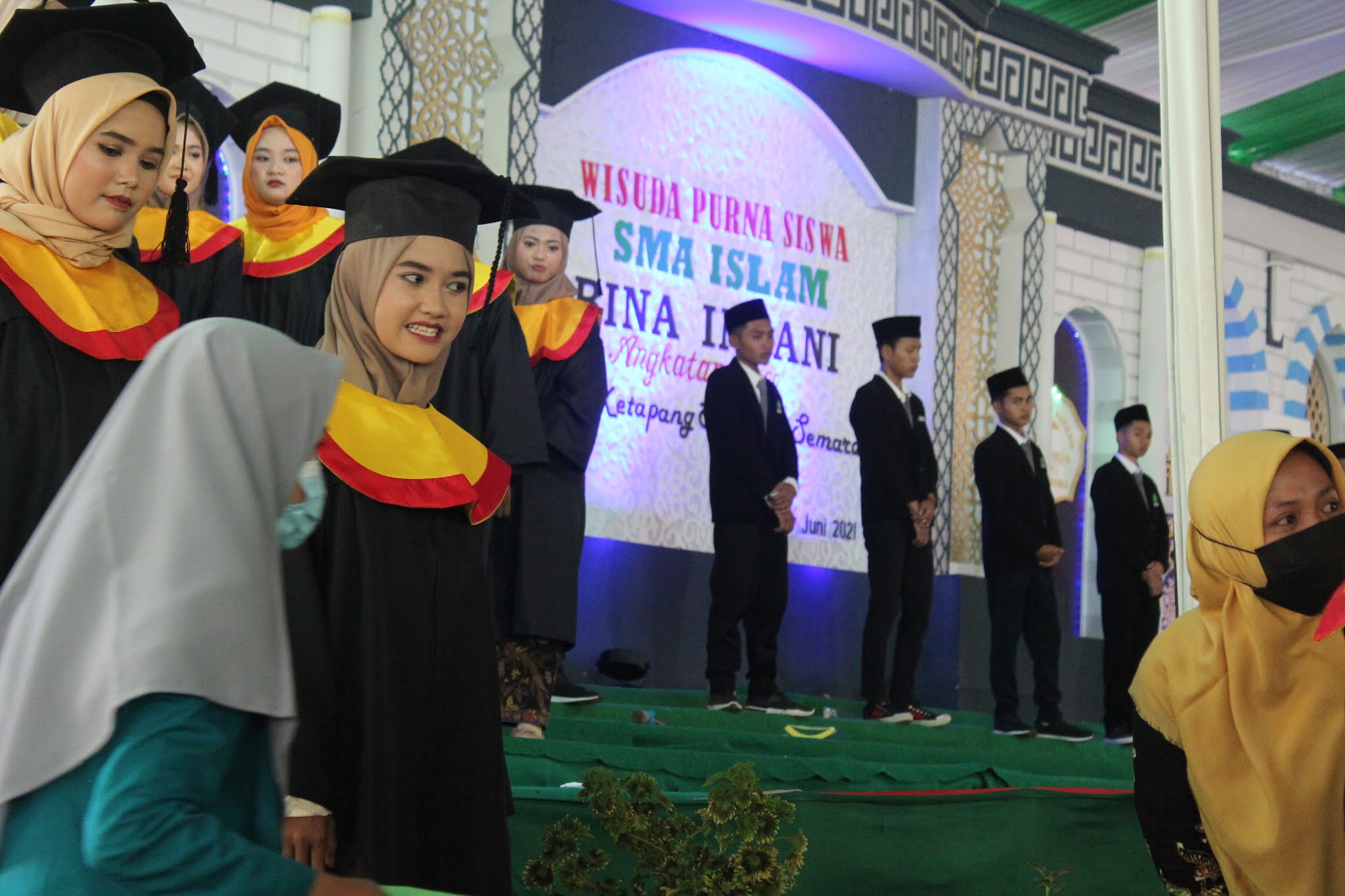 wisuda purna siswa maziya ats tsaqofi