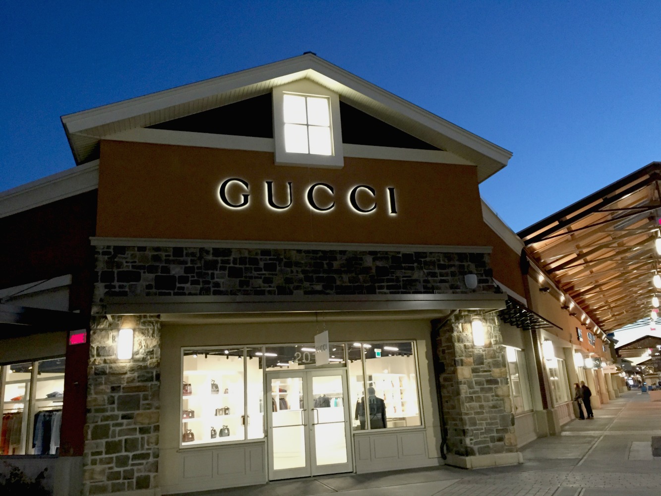 Vivre N Adore Gucci  At the Mirabel Outlet