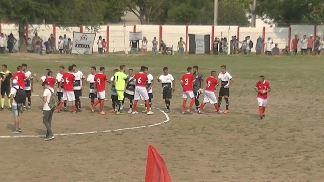 El rojo quedo en tablas con Escuela.