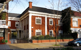 Casa residencial estilo francés moderno