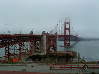 by E.V.Pita...Walking for The Golden Gate Bridge on foot (San Francisco Bay, USA) / Por E.V.Pita...Caminando por el Golden Gate / O Golden Gate a pé