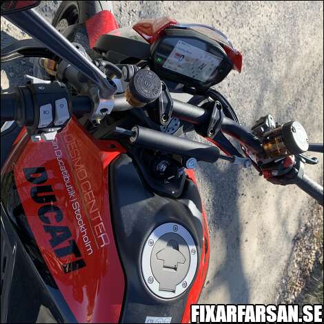 Mätare-Ducati-Monster-950+SP
