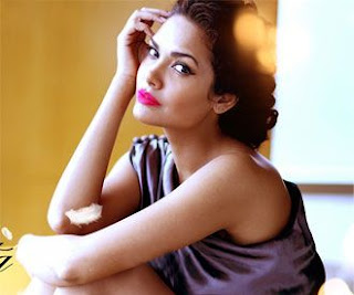 Esha Gupta