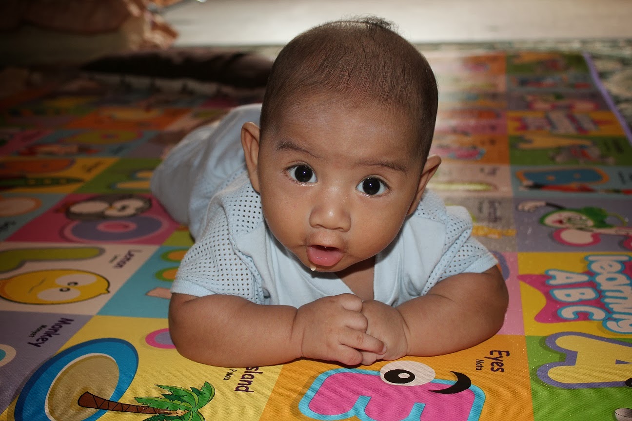 MUHAMMAD LUTH MIKHAIL 3 BULAN