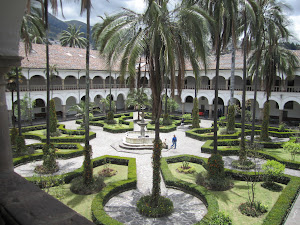 Patio inerior del convento de San francisco