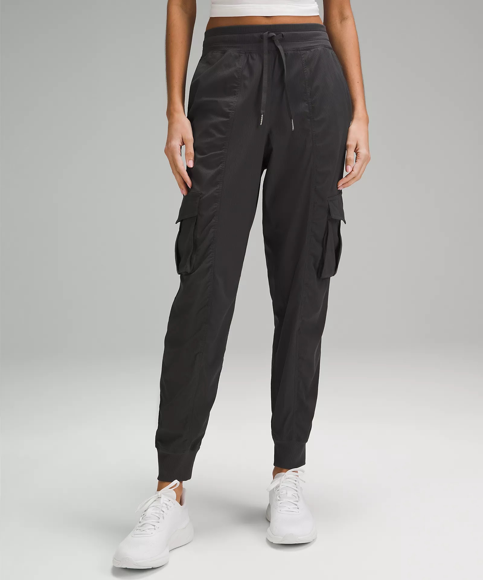 Living our best set(s) life this holiday 🤩 Our viral flare sweatpant