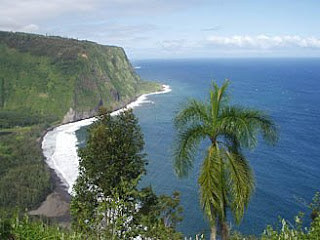 Spectatular Waipio Valley - Hiking Adventure