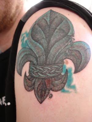 Fleur-de-lis [Source]. If you like this tattoo picture, please consider 