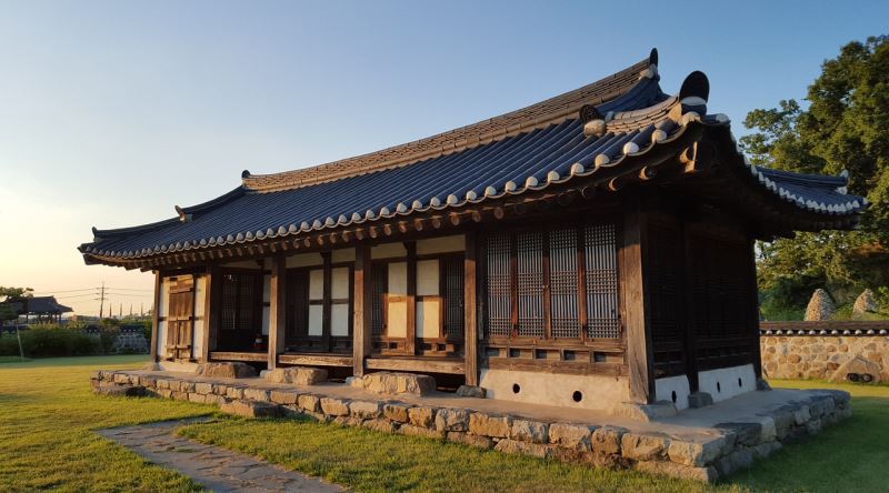 Traditional Houses Of Koreans What To Know About Hanok