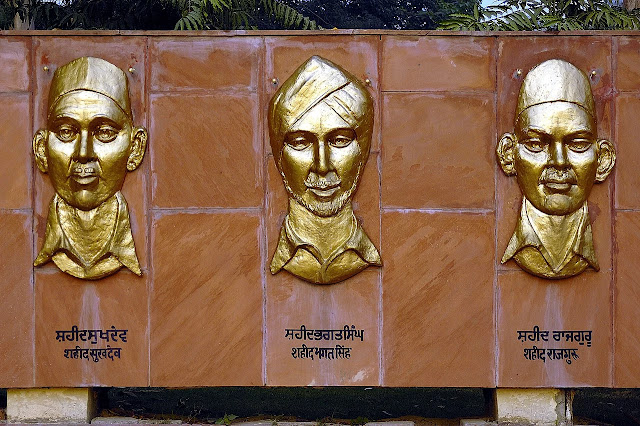 भगत सिंह, सुखदेव और राजगुरु की याद में हुसैनीवाला में बना राष्ट्रीय शहीद स्मारक