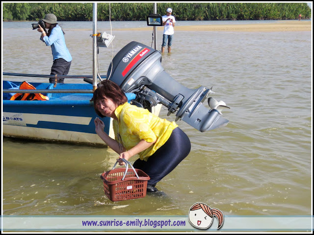 Clam Digging @ Kampung Mangkuk, Setiu, Terengganu