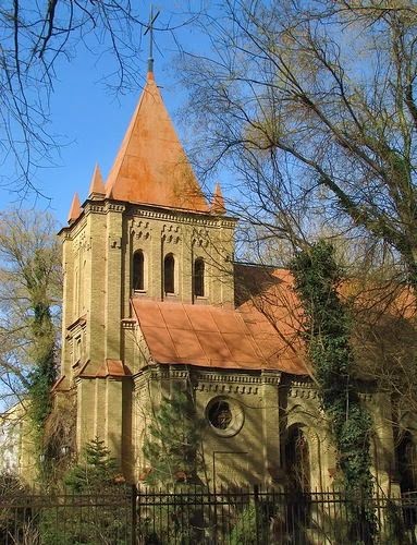 uzbekistan art history tours, uzbekistan churches, tashkent buildings