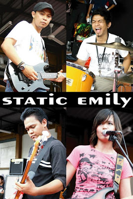 Static Emily - Nikmat Hari Raya MP3
