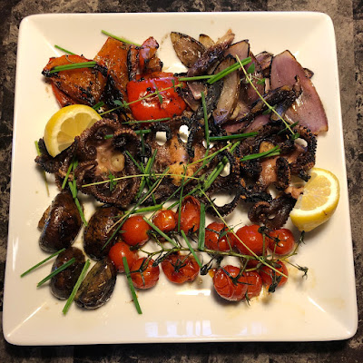Grilled baby octopus with herbs de Provence and veggies