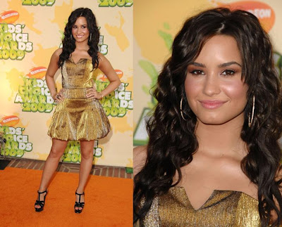 Demi Lovato Wow she looks so different not like her usual tomboy self