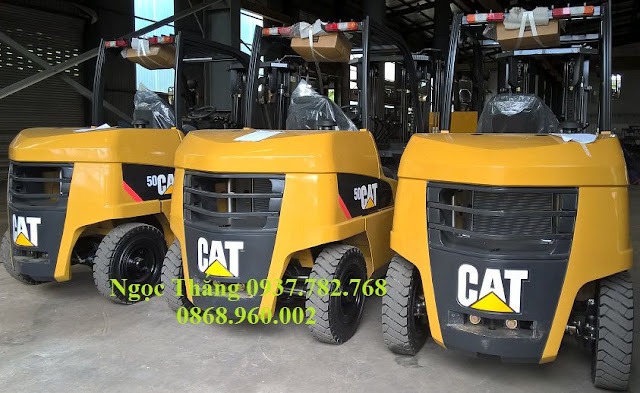 Xe nâng 5 tấn Caterpillar