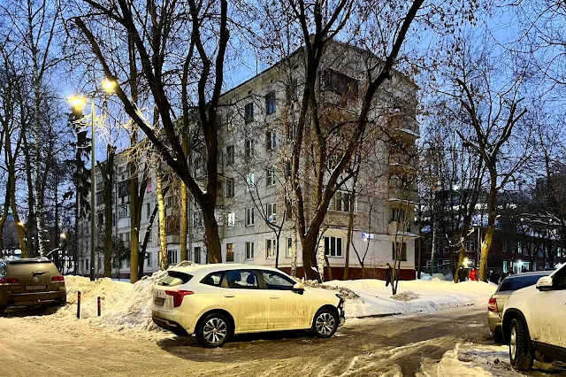 улица Бочкова, дворы, жилой дом 1963 года постройки