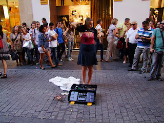 Gracia Iglesias, Performance, Perfopoesía, contamíname, Cangrejo Pistolero