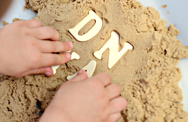 Kinetic Sand ทรายนิ่ม มหัศจรรย์