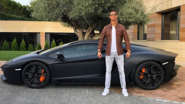 Cristiano Ronaldo, how much does it cost him to insure his big cars?