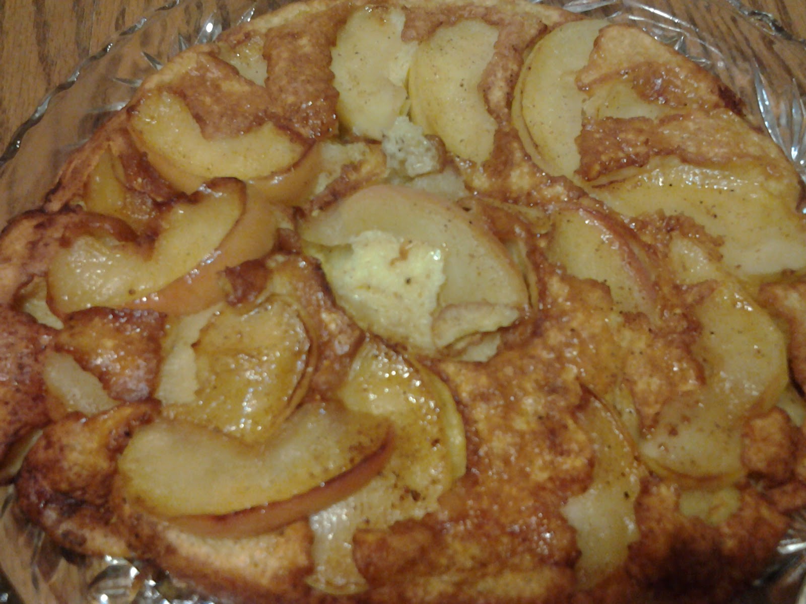 Pancake box: make Apple pancake to how batter dutch  Dutch Diana's recipe