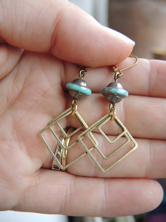 DIY oorbellen met vierkantjes/earrings with squares