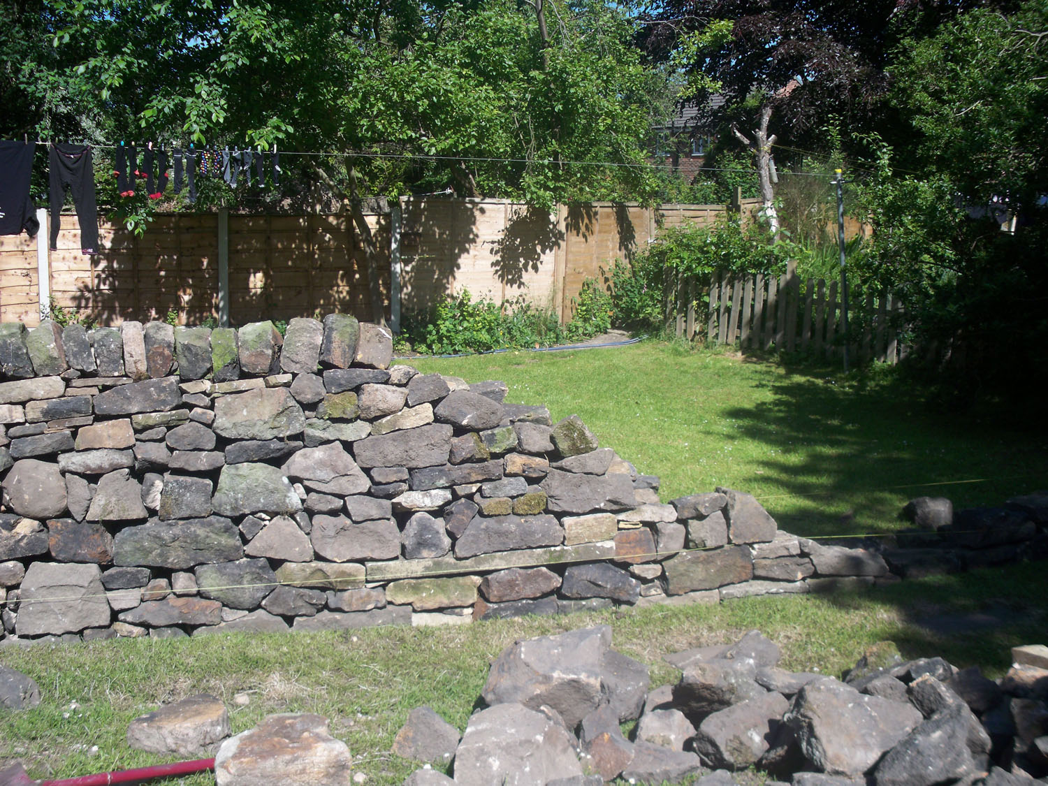 Resin Jewellery by Fiona Chapman: Dry Stone Wall