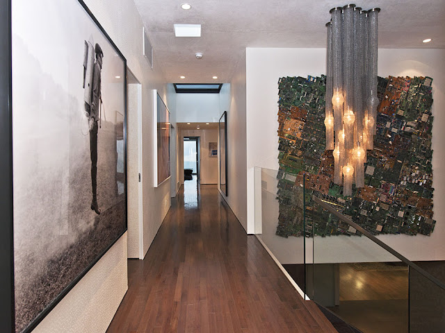 Picture of the hallway on the upper floor of guest house