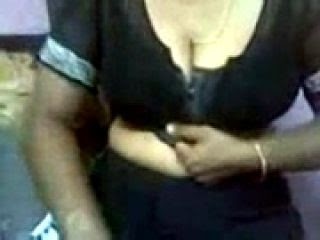 tamil aunty bra image