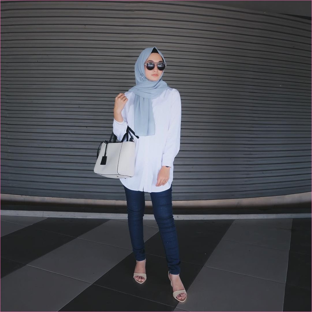 Outfit Baju Hijab Casual Untuk Kuliah Ala Selebgram 2019