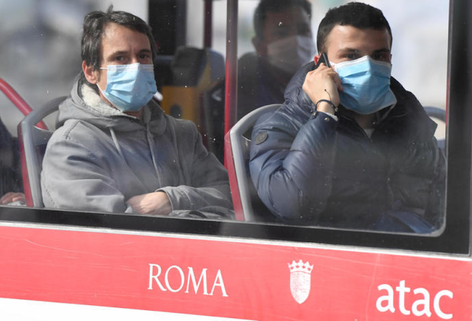 Trasporto locale: approvate le linee guida, capienza non oltre l'80%