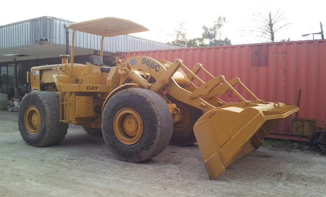 Caterpillar 966C Wheel Loader