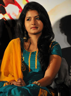 Reshmi Menon Cute Pics - moviegalleri.in