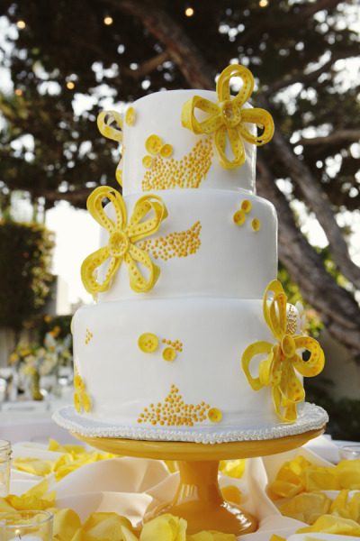 Wedding Cakes Pictures Yellow Wedding Cake Ideas