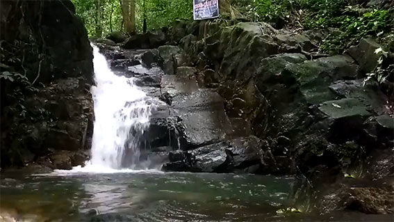 Air Terjun Lubuk Baji Taman Nasional Gunung Palung
