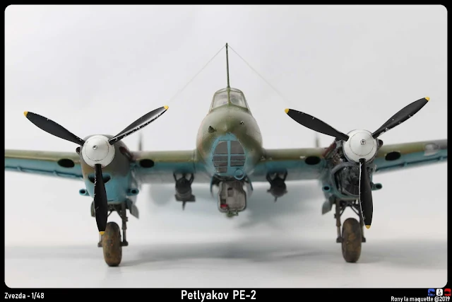 Maquette du Petlyakov Pe-2 de Zvezda au 1/48.