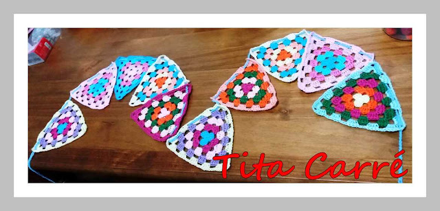 Banderinhas em crochet para uma barraquinha de criança