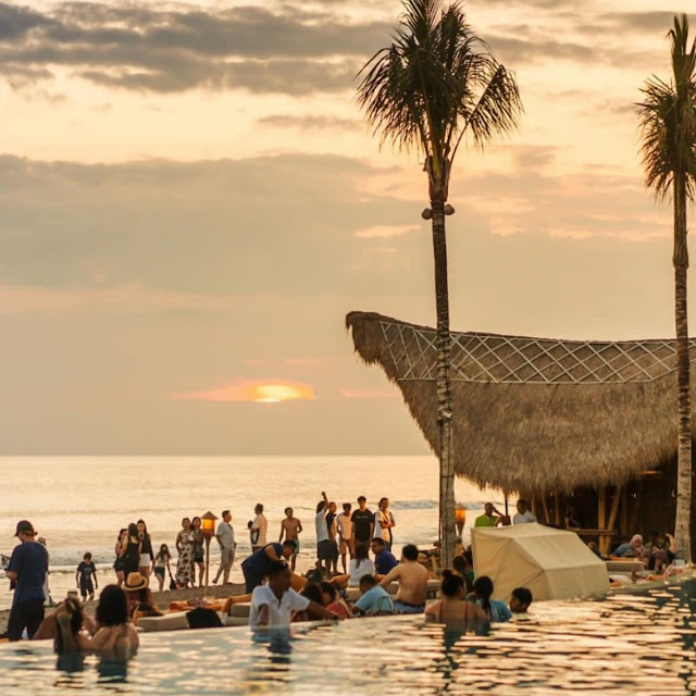 Mari Beach Club Bali Harga Menu dan Alamat
