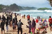25 Ribu Wisatawan Serbu Gunungkidul, Dongkrak PAD Rp214 Juta dalam 2 Hari