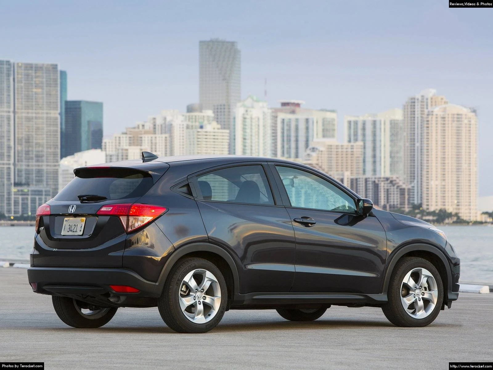 Hình ảnh xe ô tô Honda HR-V 2016 & nội ngoại thất