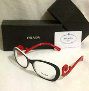 Kacamata Prada Keong Lancip white red