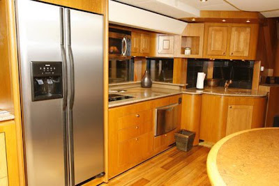 A Look Inside Will Smith’s $1.8M Mobile Home Seen On coolpicturesgallery.blogspot.com