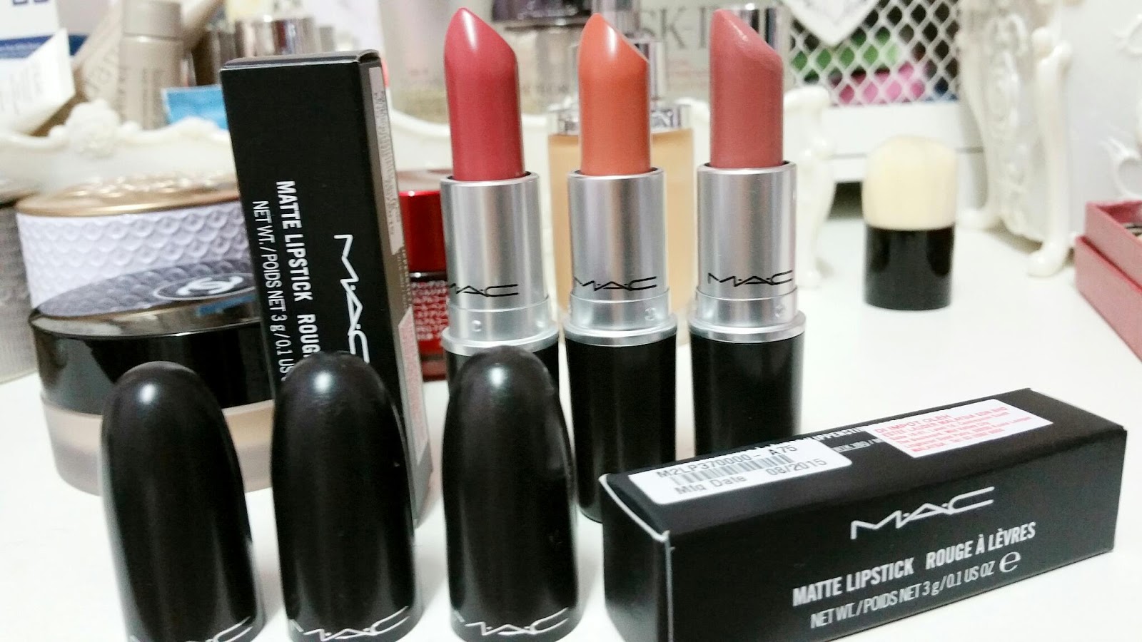 MAC Cosmetics Lipstick in Velvet Teddy reviews in Lipstick