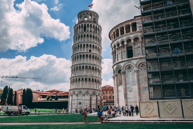 Leaning Tower of Pisa, one of the must-see landmarks in Tuscany